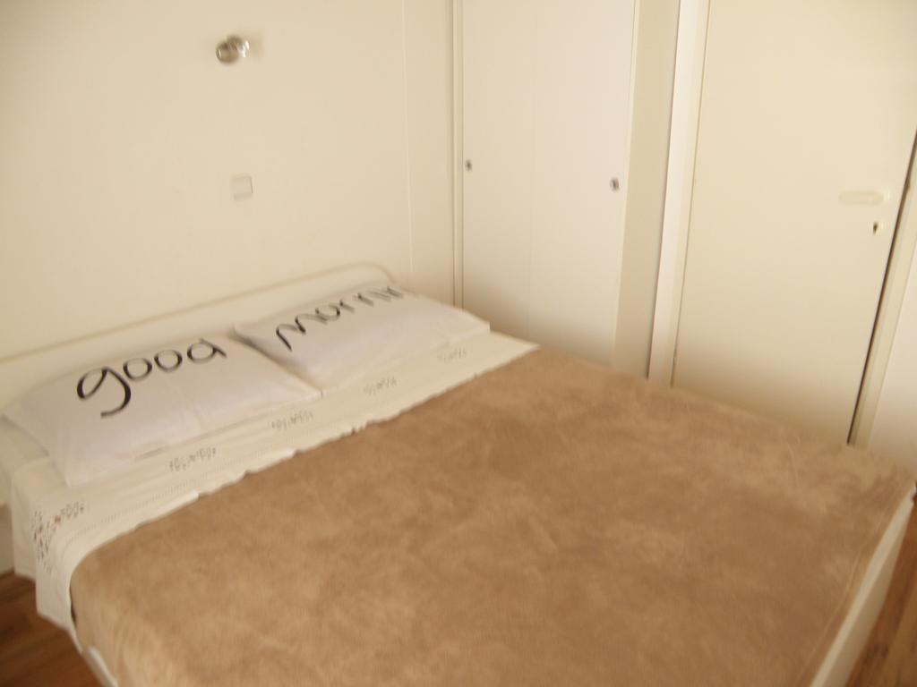 Apartment Amalija Примоштен Экстерьер фото